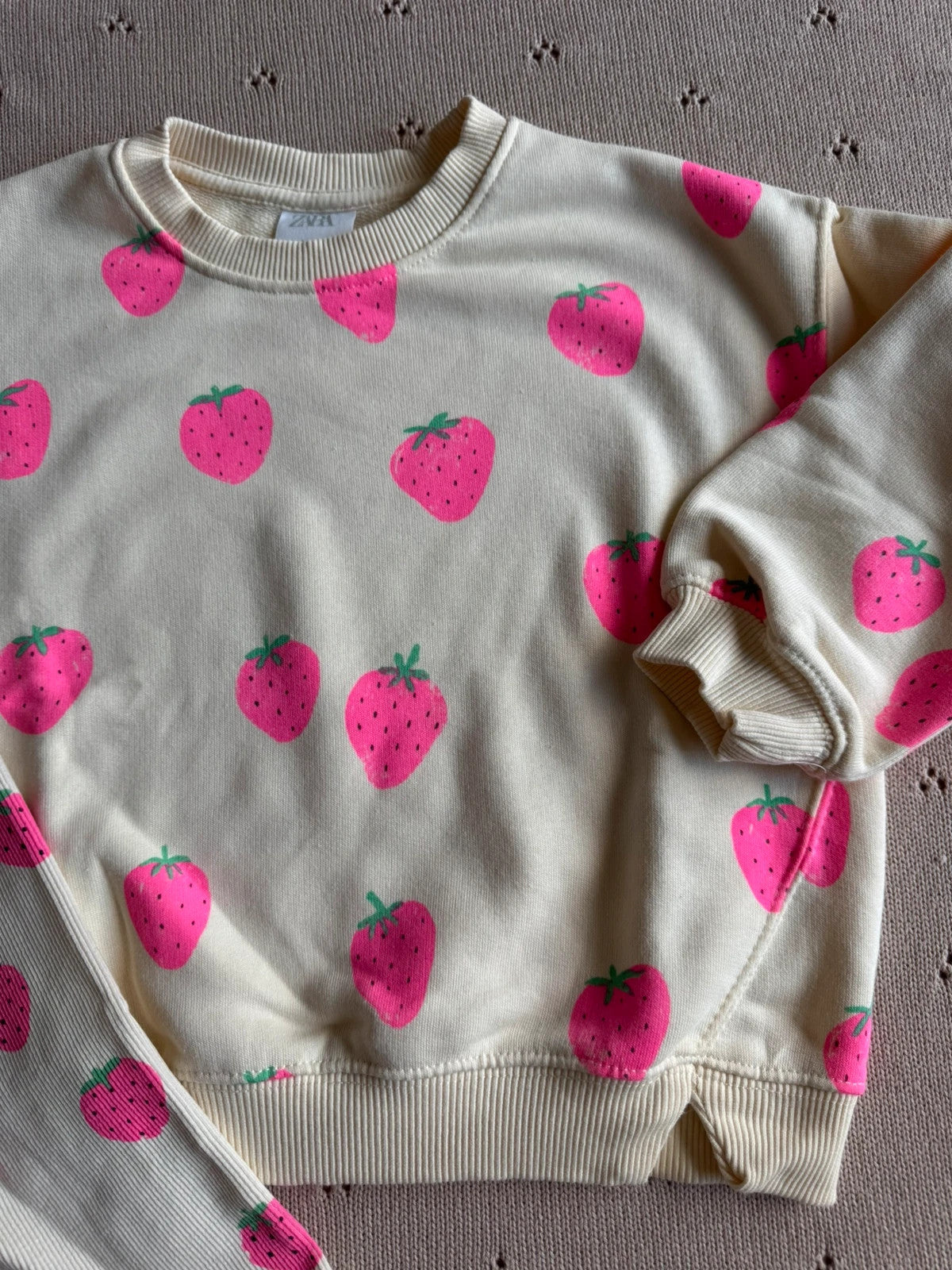 Zara - prachtige aardbeien set 🍓