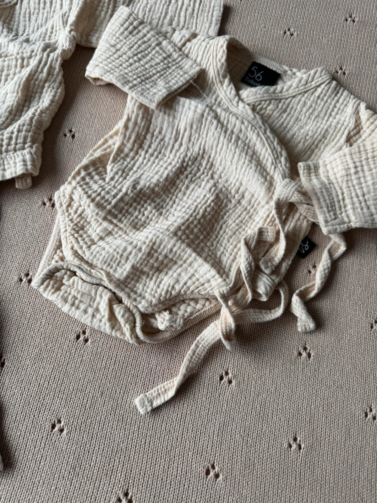 Babystyling - prachtige unisex linnen set