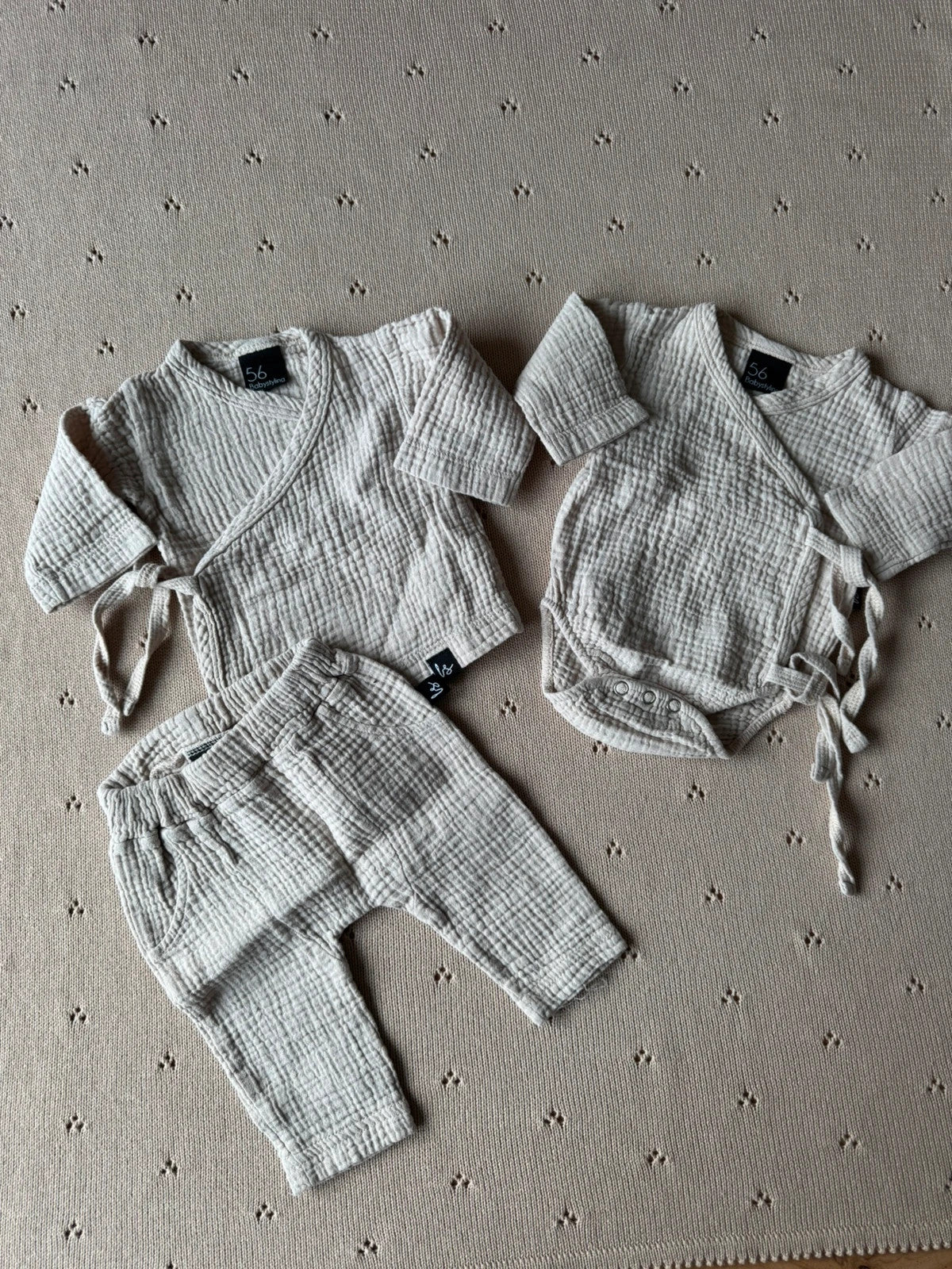 Babystyling - prachtige unisex linnen set