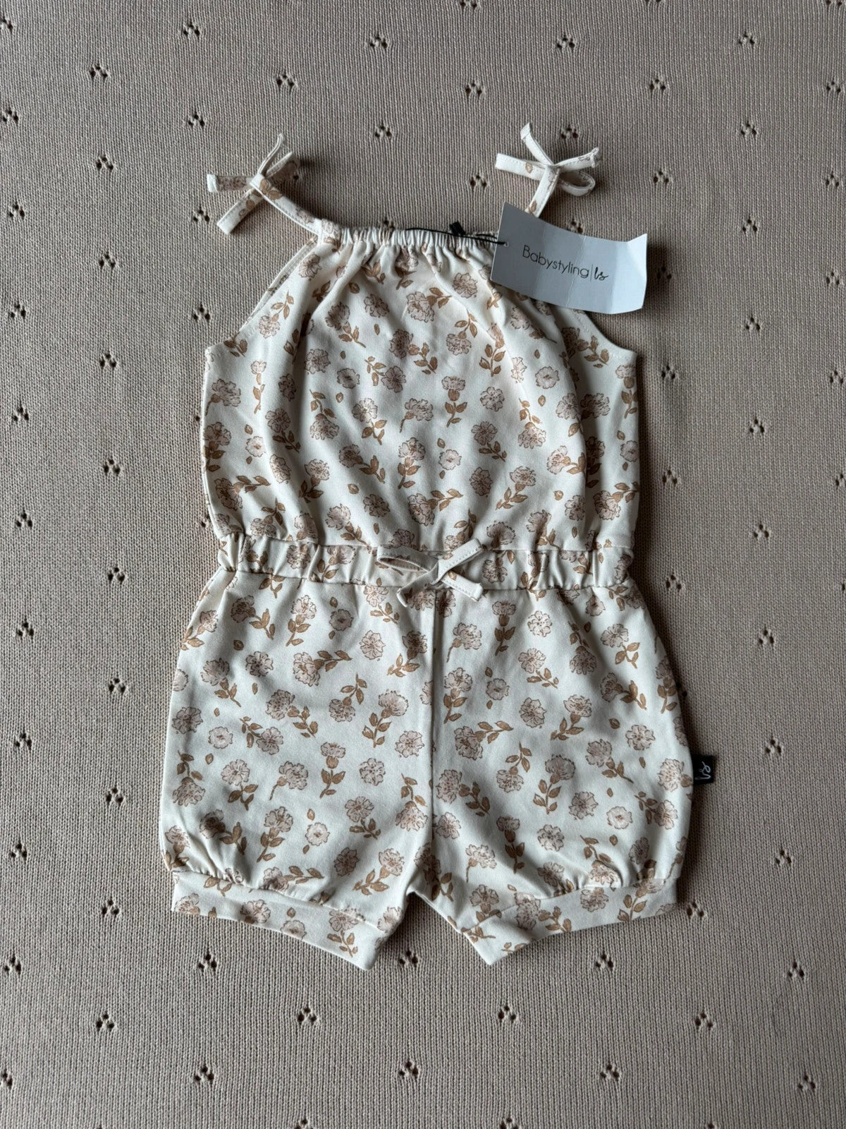 Babystyling - prachtige nieuwe playsuit