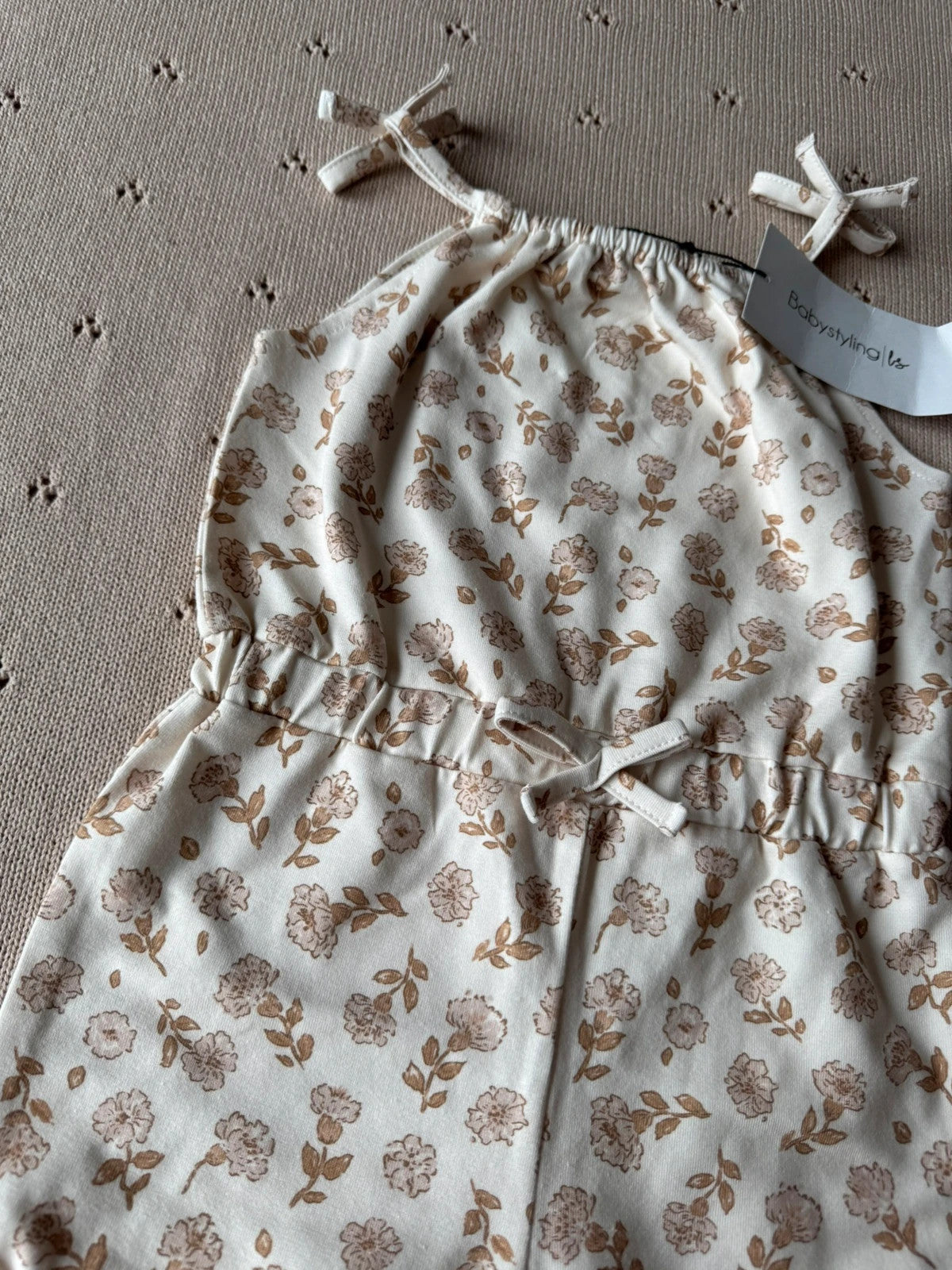 Babystyling - prachtige nieuwe playsuit