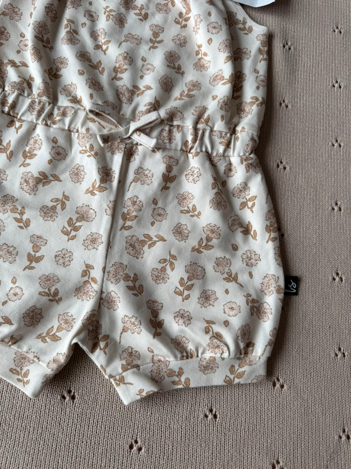 Babystyling - prachtige nieuwe playsuit