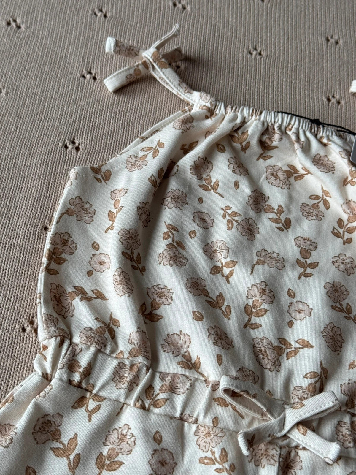 Babystyling - prachtige nieuwe playsuit